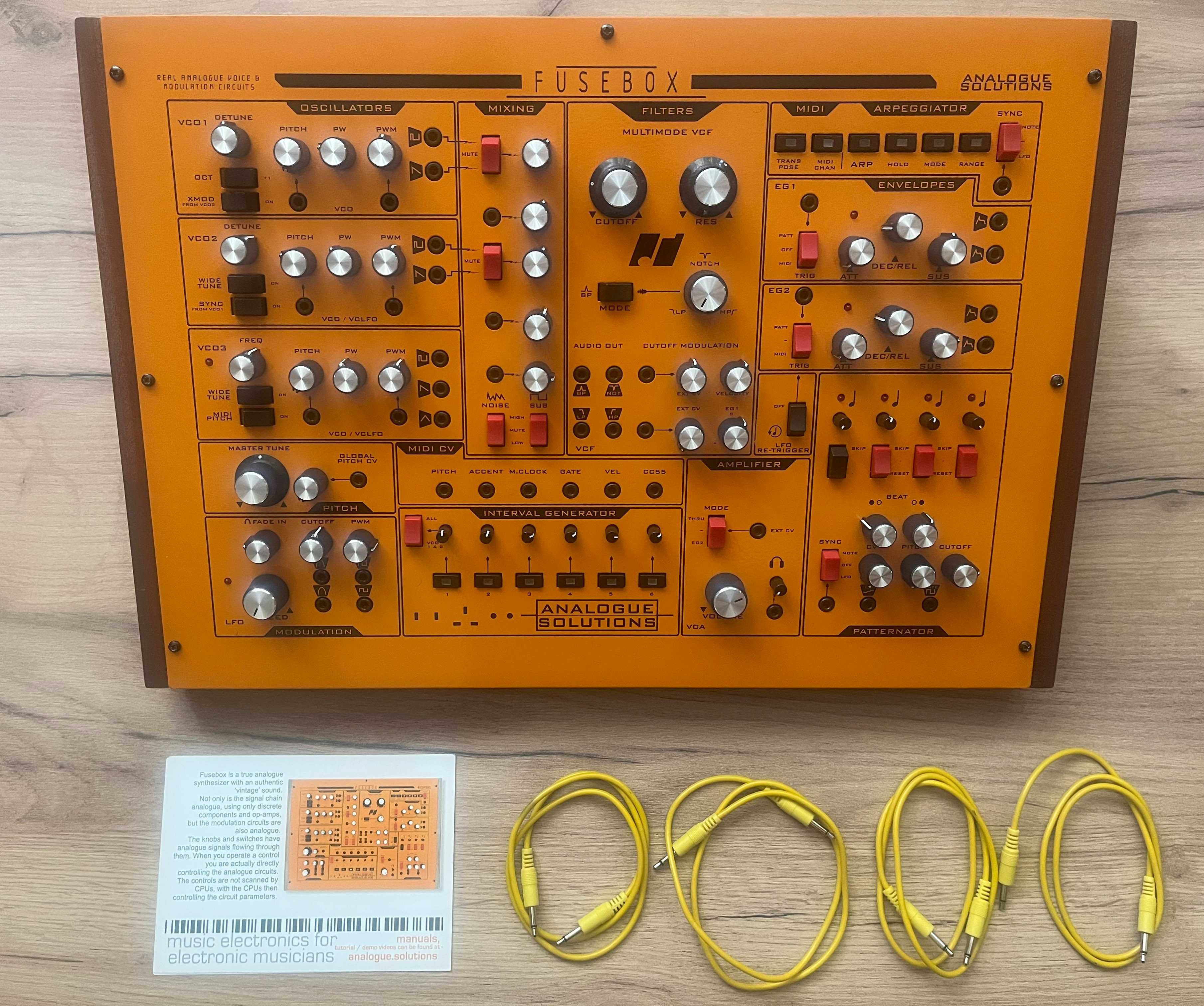 Analogue Solutions Fusebox syntezator analogowy