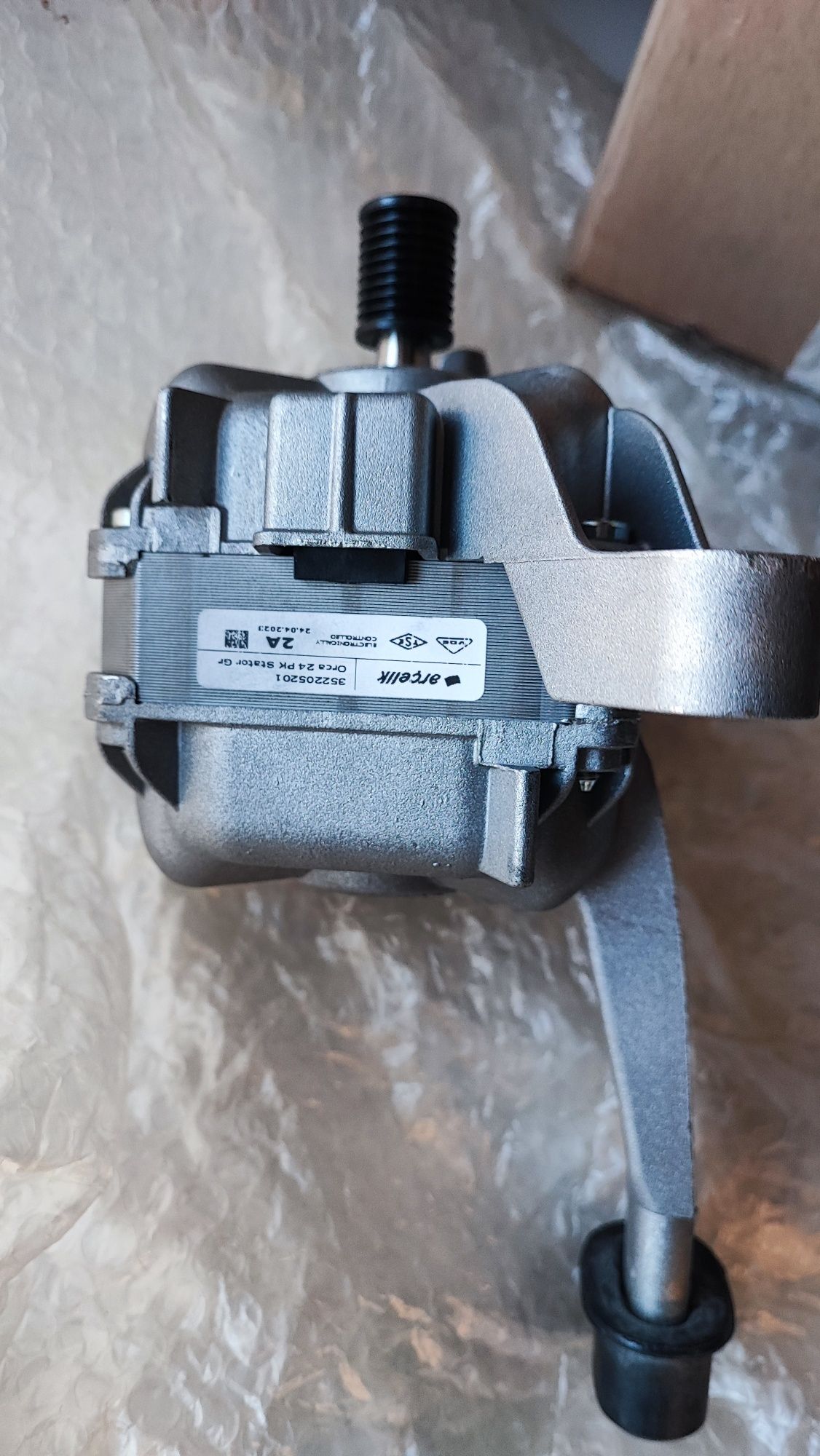 Двигун Beko Arcelin 2859210100