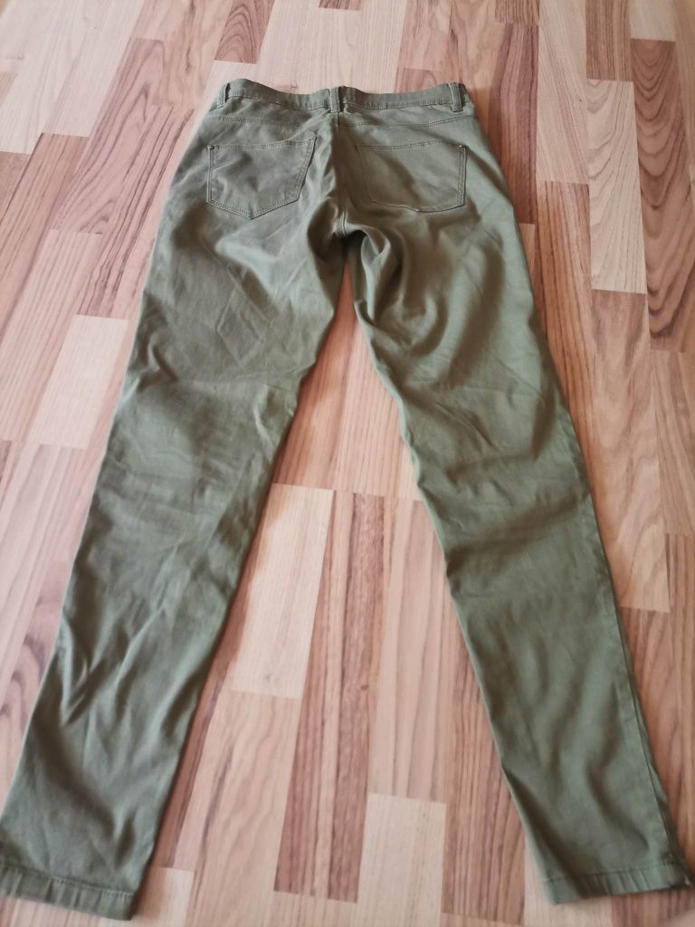Spodnie Cropp 34