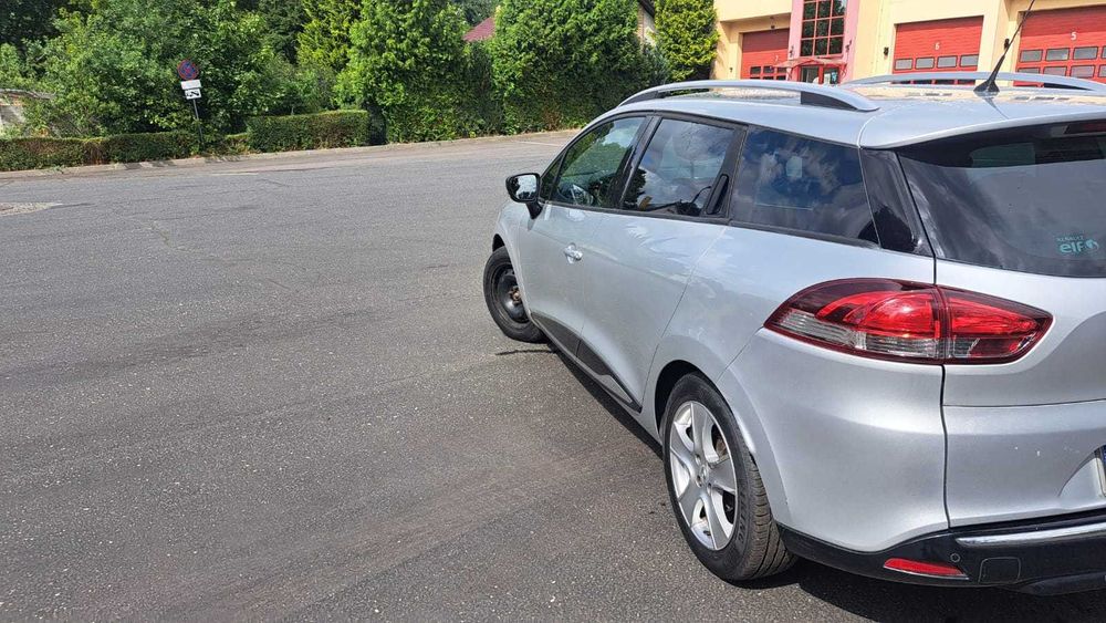 Renault Clio srebrne