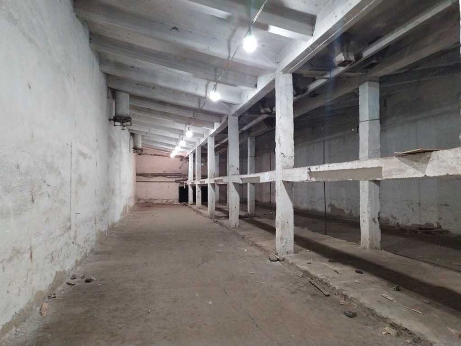 Оренда складу 280 м2, 1-й поверх без рампи. Від власника