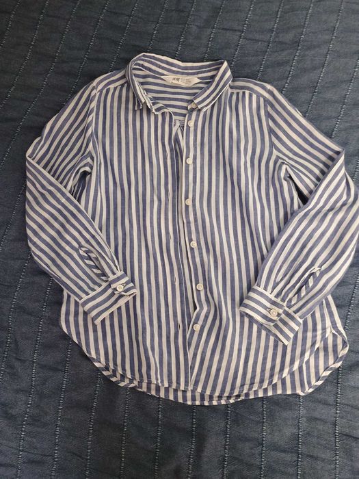 Koszula H&M dziewczęca kołnierzyk długi rękaw biała niebieska 134 cm