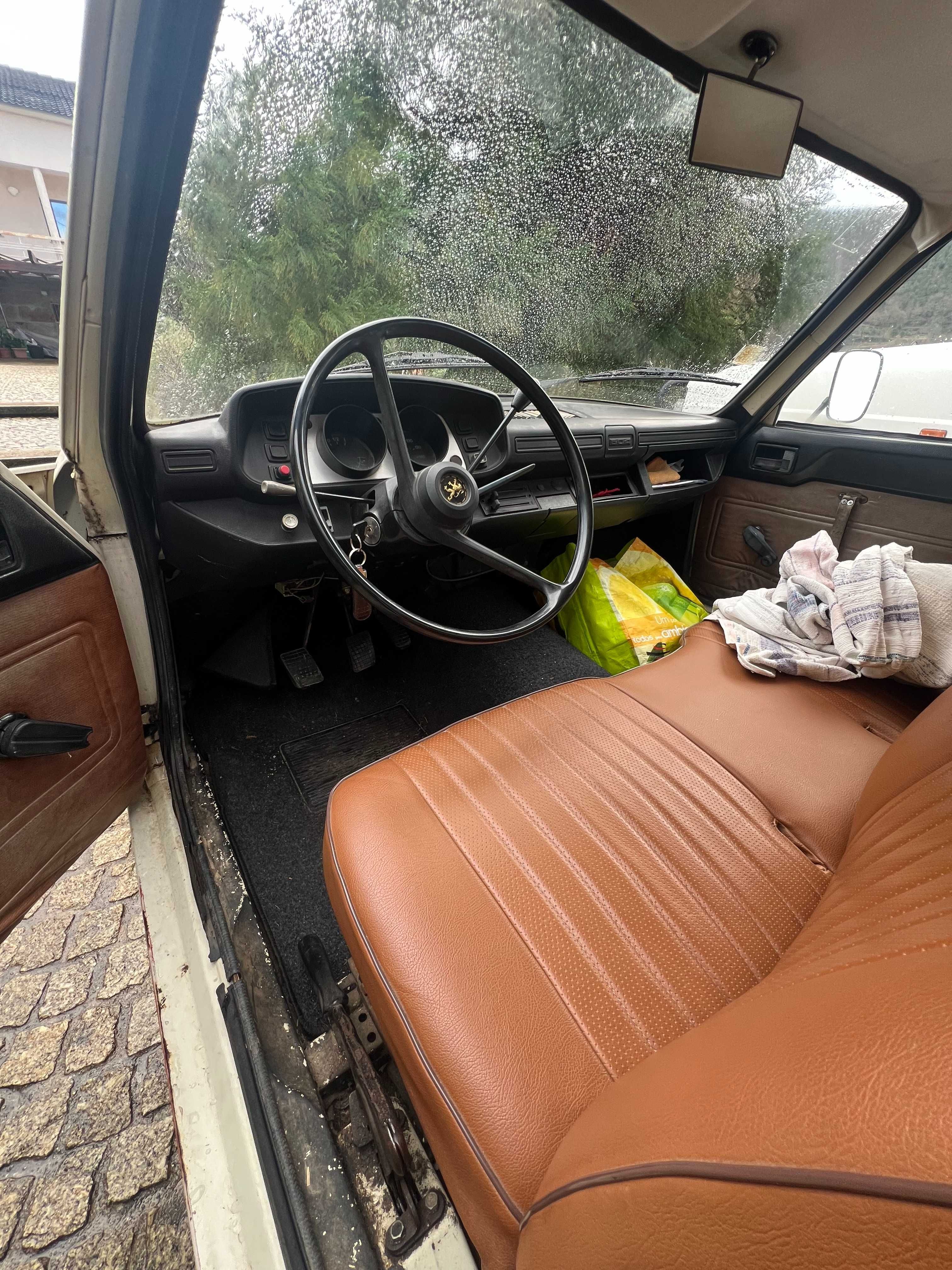 Peugeot 504 Pick up 1979 caixa metálica