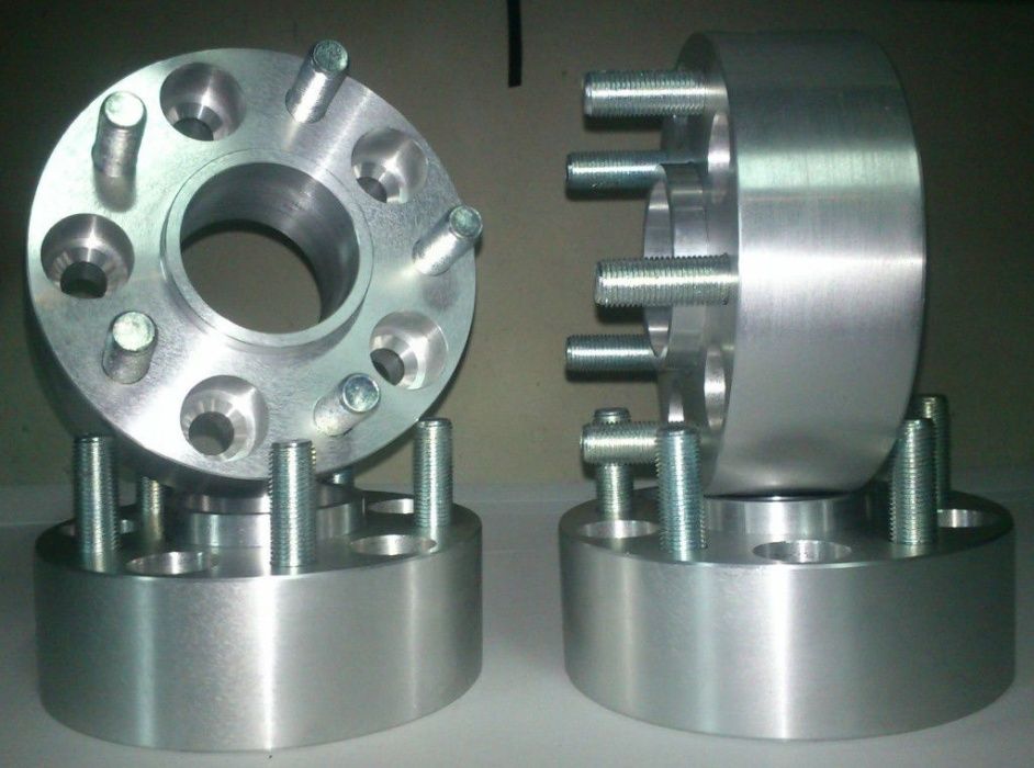 Dystanse zmieniający rozstaw śrub 5x120 na 5x130 VW TOUAREG