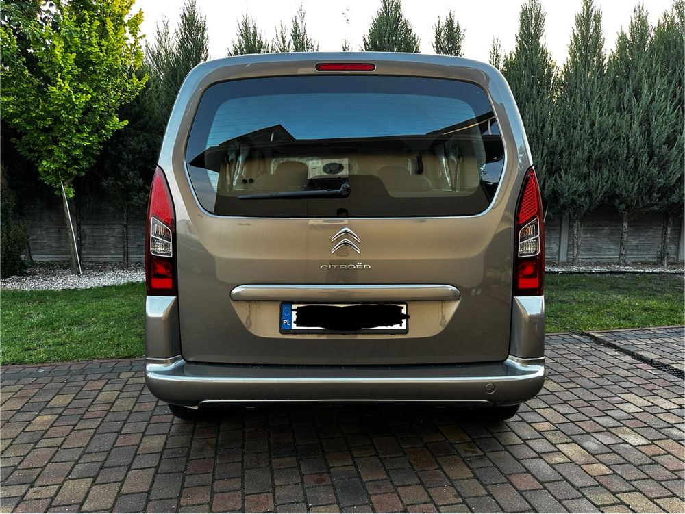 Zarejestrowany Citroen Berlingo II Multispace 1.6 HDI niski przebieg
