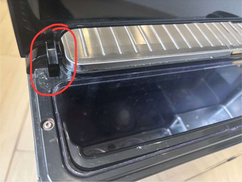 ОРИГІНАЛ! Кавомашина з молочником Кофемашина Saeco Philips Xelsis