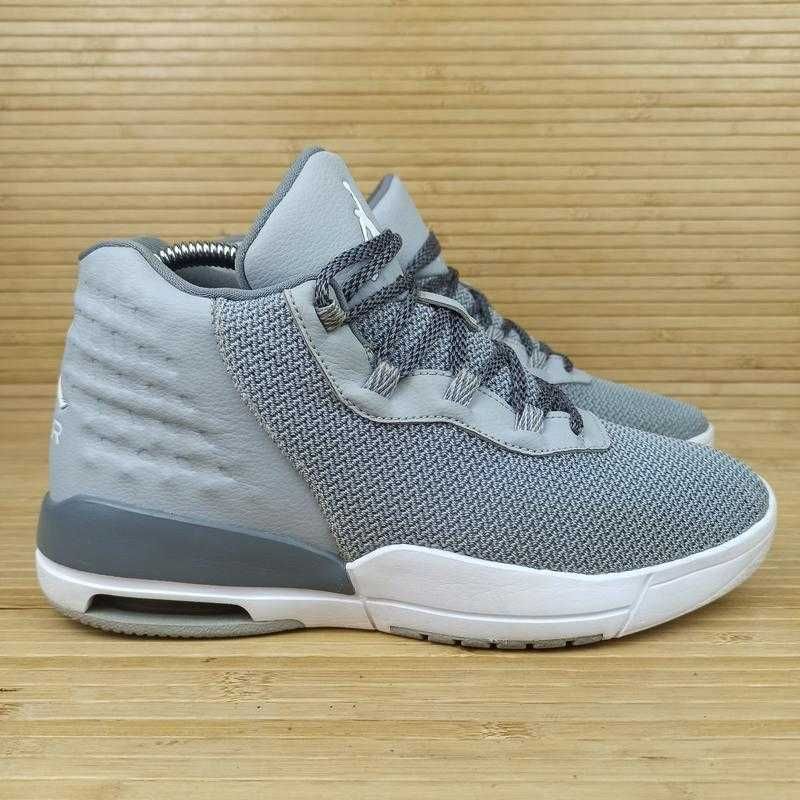 Кросівки Nike Air Jordan Academy Розмір 38,5 (24,5 см.)