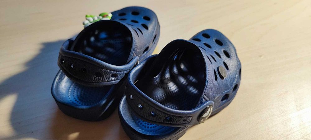 Socas crocs para bebé azuis