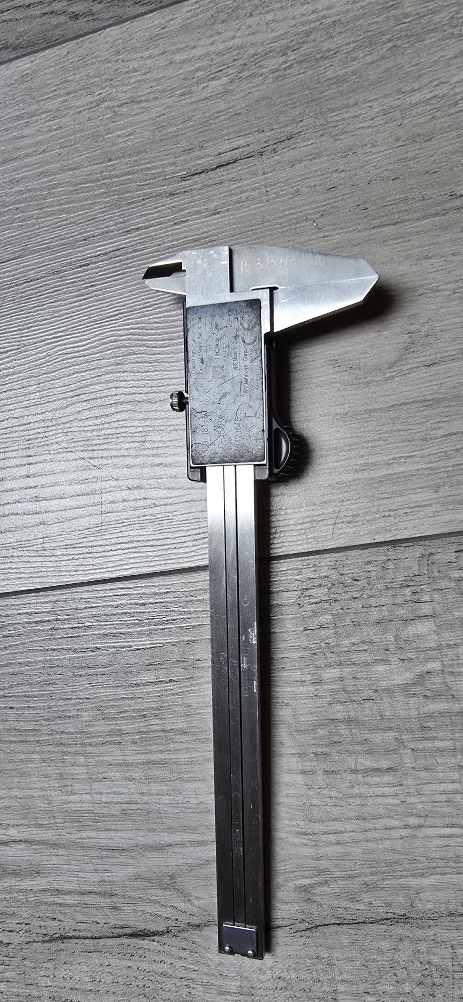 Suwmiarka Mitutoyo 150