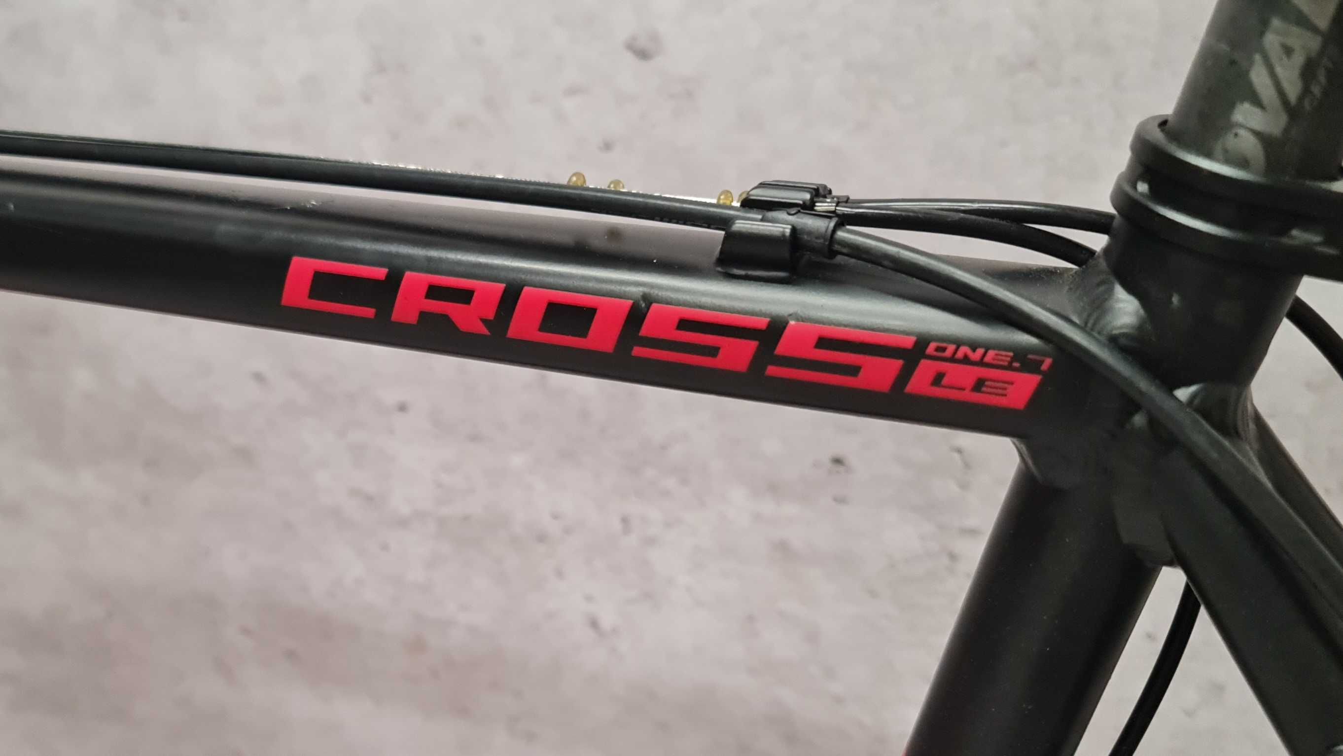 Fuji Cross One LE, M/L (55 cm), diament