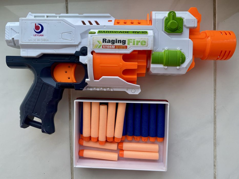 Бластер напівавтомат Barricade rv 10 з батарейками