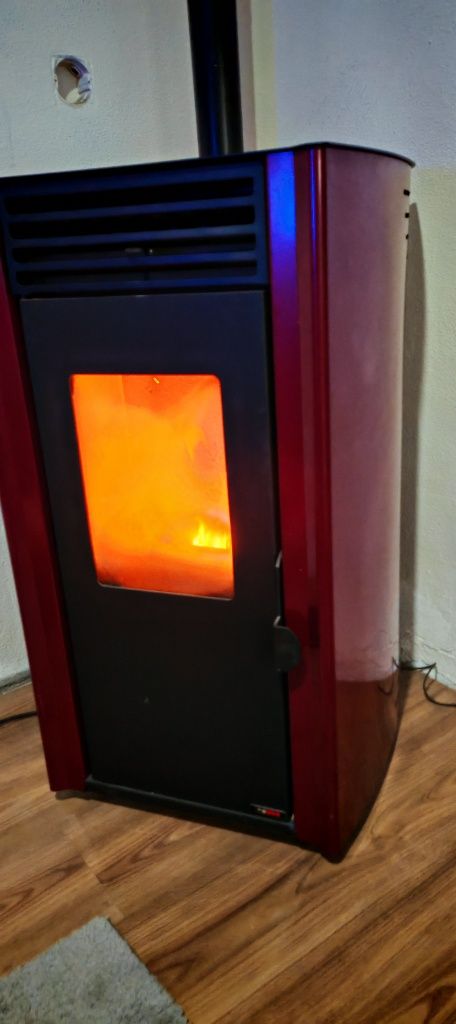 Salamandra a pellets First 7kw
