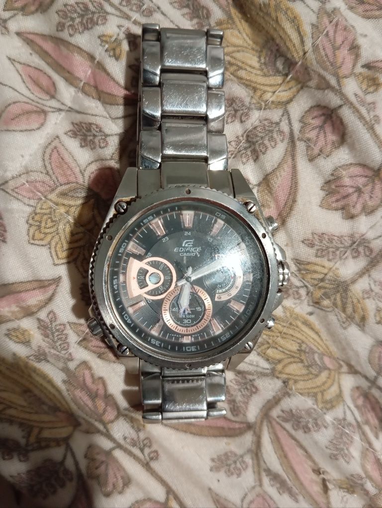 Vendo estes relógios usados