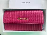 Шкіряний гаманець MIU MIU