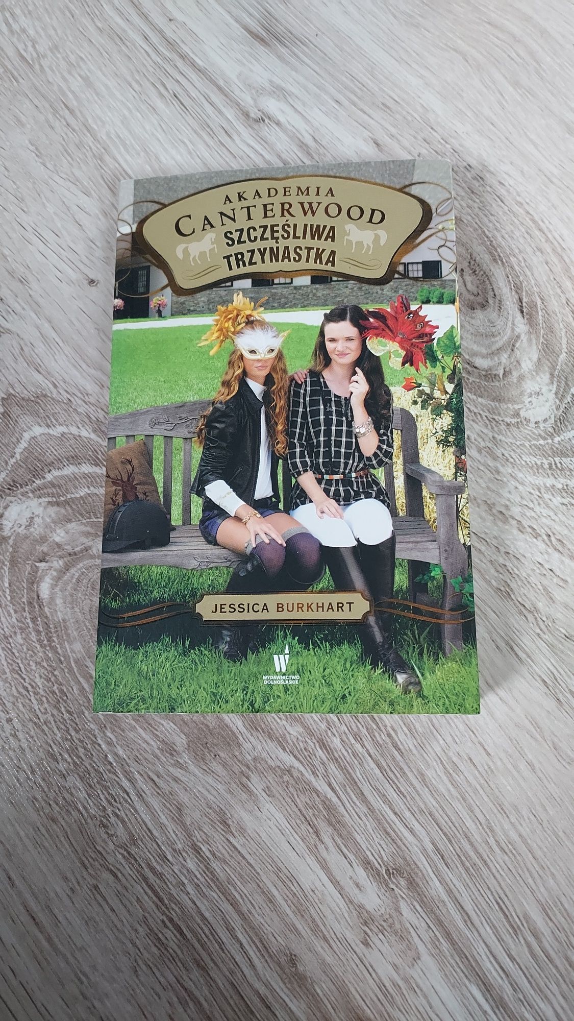 akademia canterwood szczęśliwa trzynastka