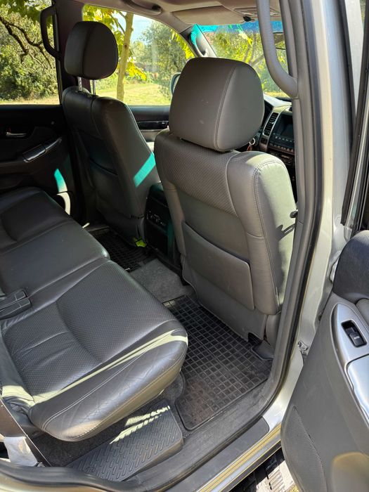 Toyota Land Cruiser KDJ-120, 8 Lugares, Automatica, Ano 2008