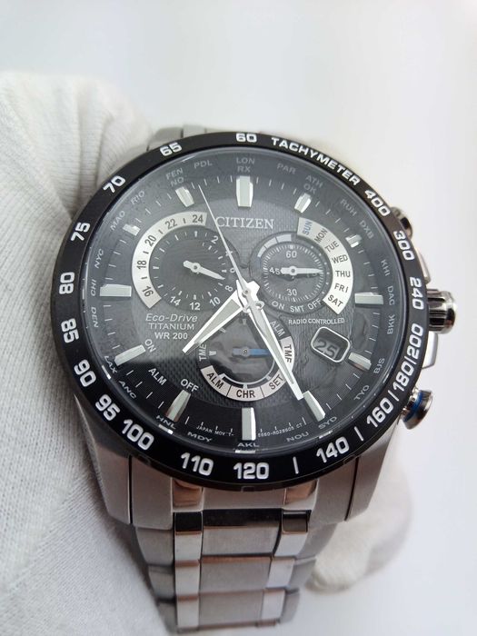 Титановые часы Citizen CB5908-57E радиоконтроль сапфир вечник(*дефект)