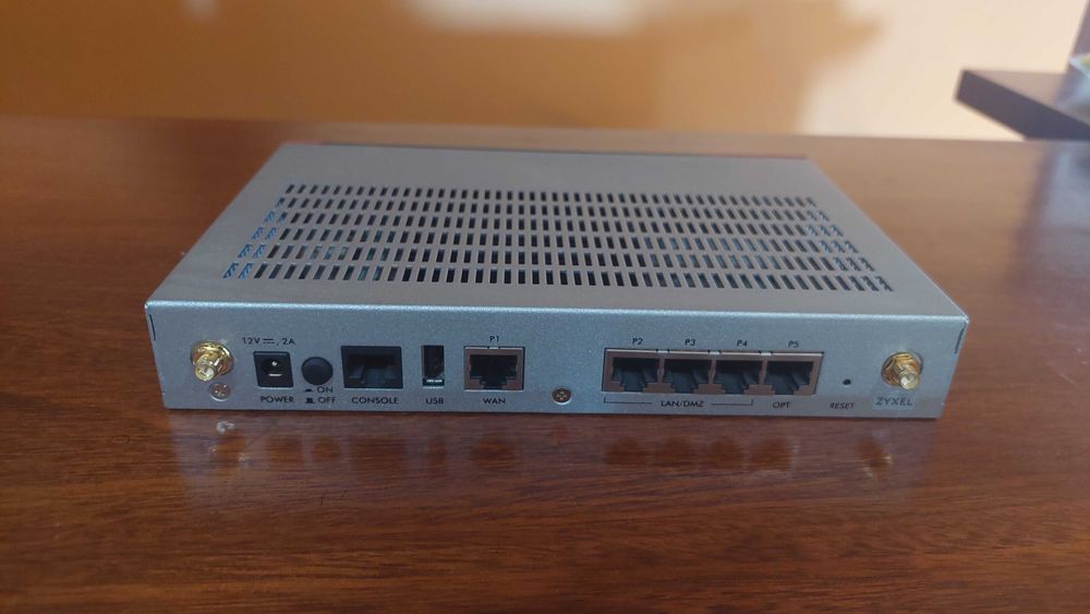 Router Zyxel USG40W-EU0101F