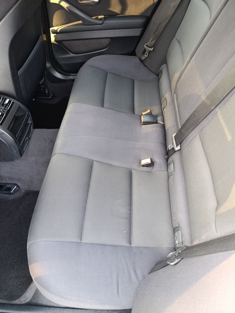 BMW 520D F11 manual