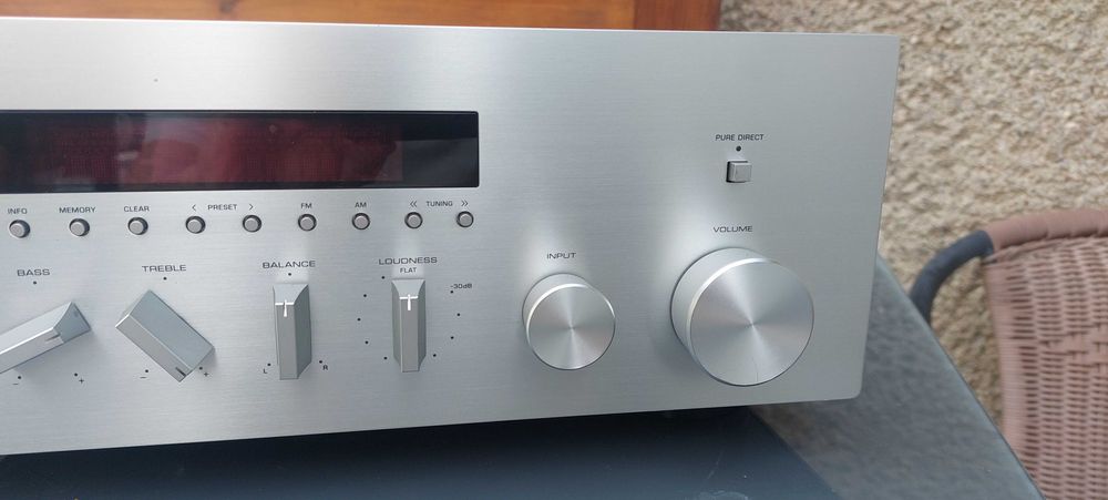 Amplituner stereo Yamaha R-S300