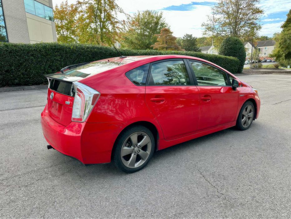 Toyota Prius      2015