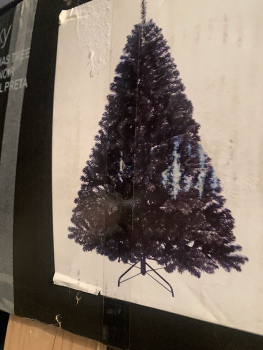 Arvore de Natal preta loja area