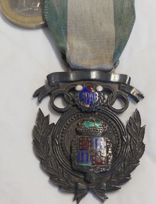 Medalha antiga 1947