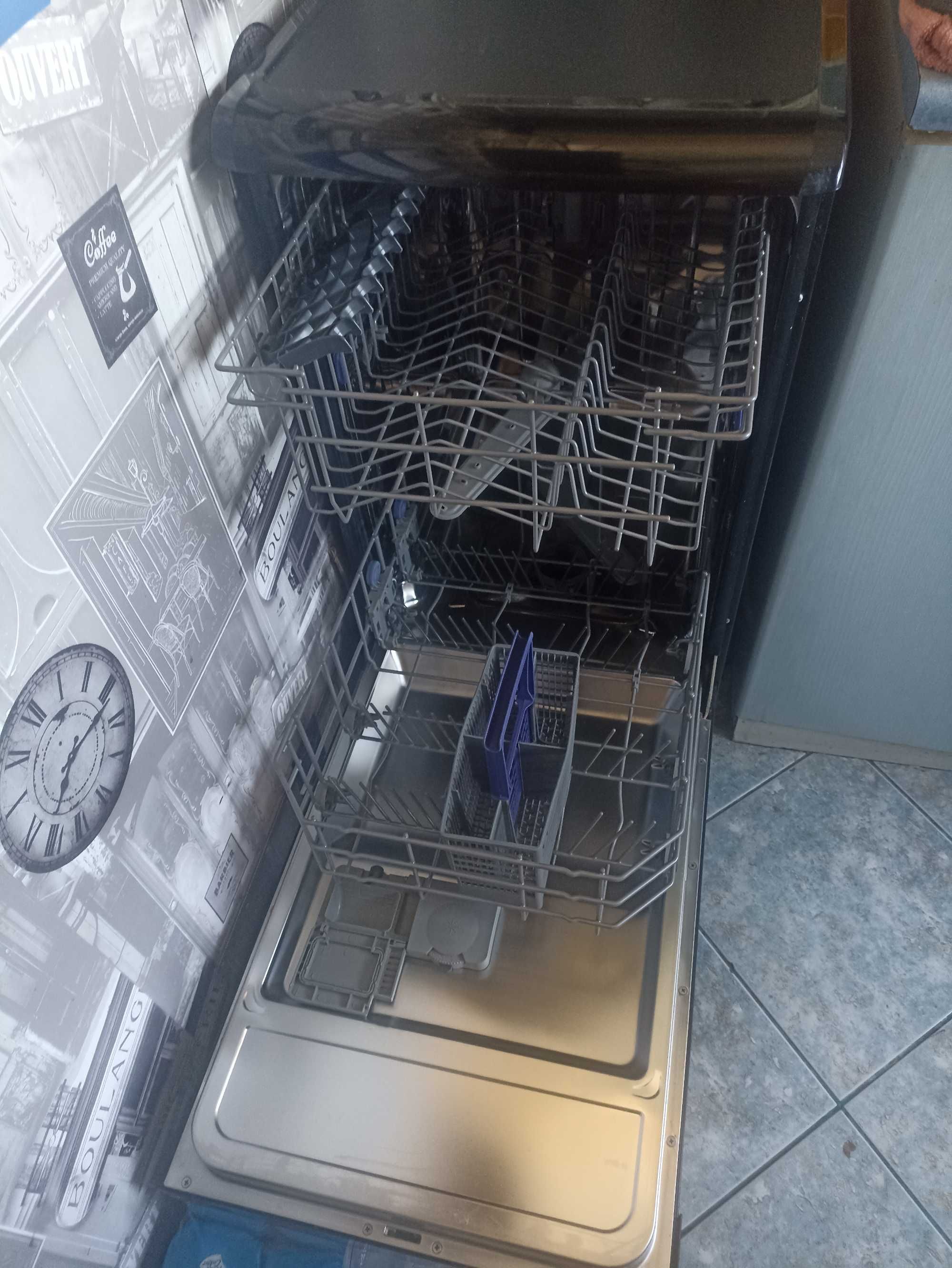 Zmywarka Beko DSFS 1531B