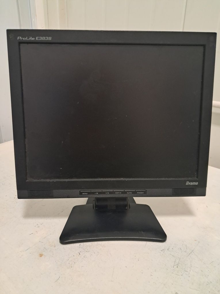 Sprzedam monitor