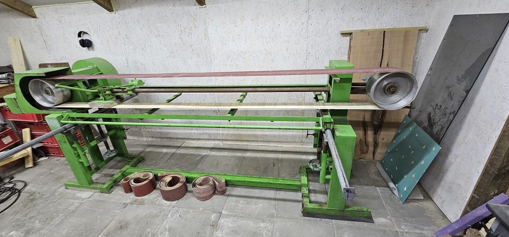 Szlifierka długotasmowa szerokotaśmowa