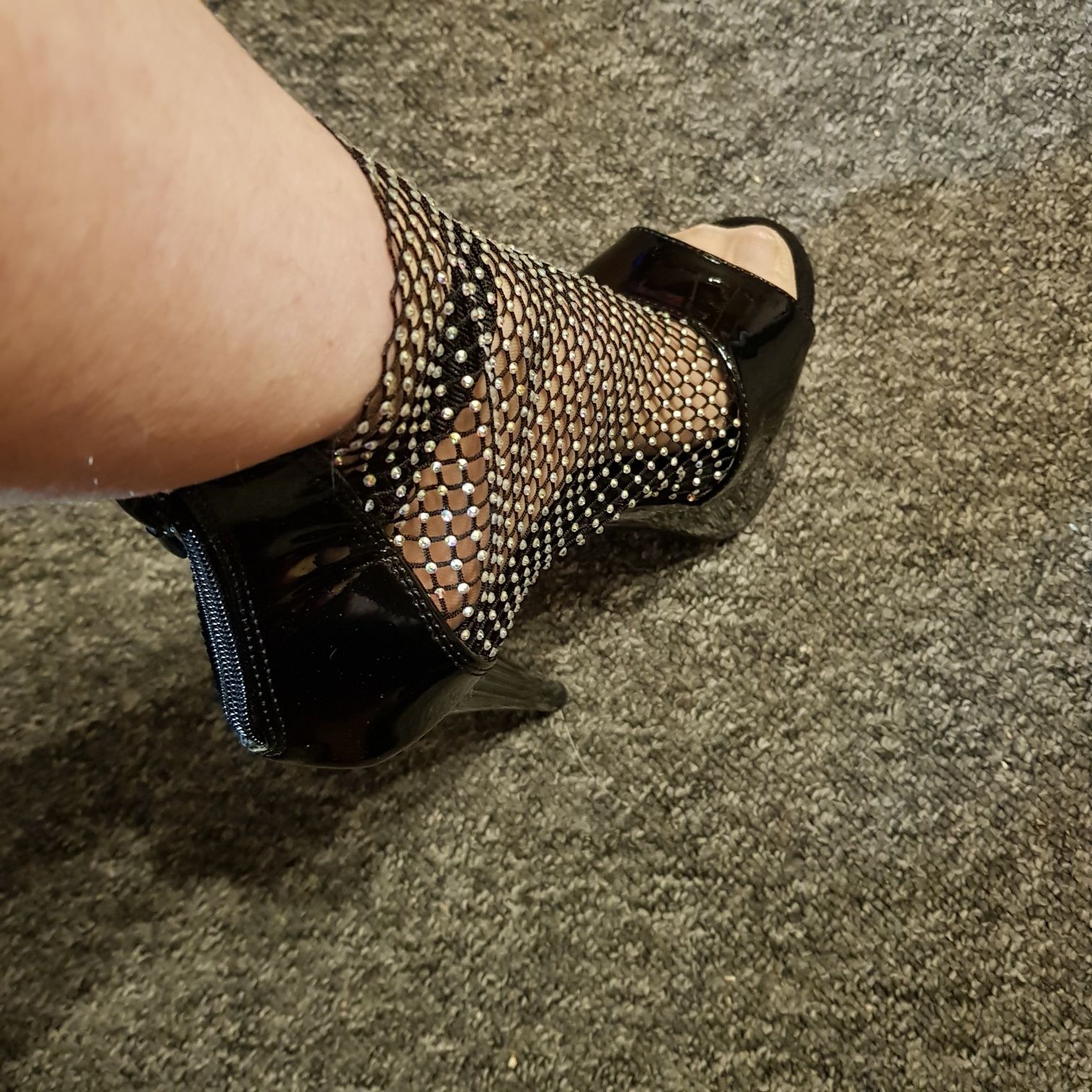 Buty Adore-765 czarne lakierowane