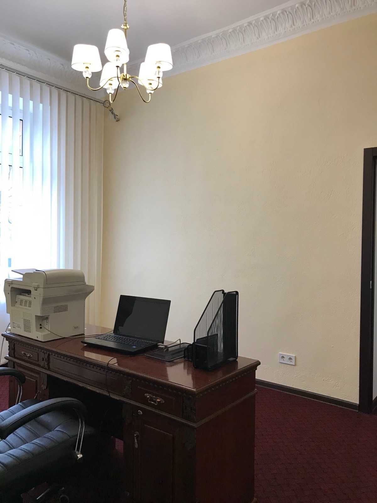 Офис Центр Фасад для Нотариальной Консалтинговой Компании