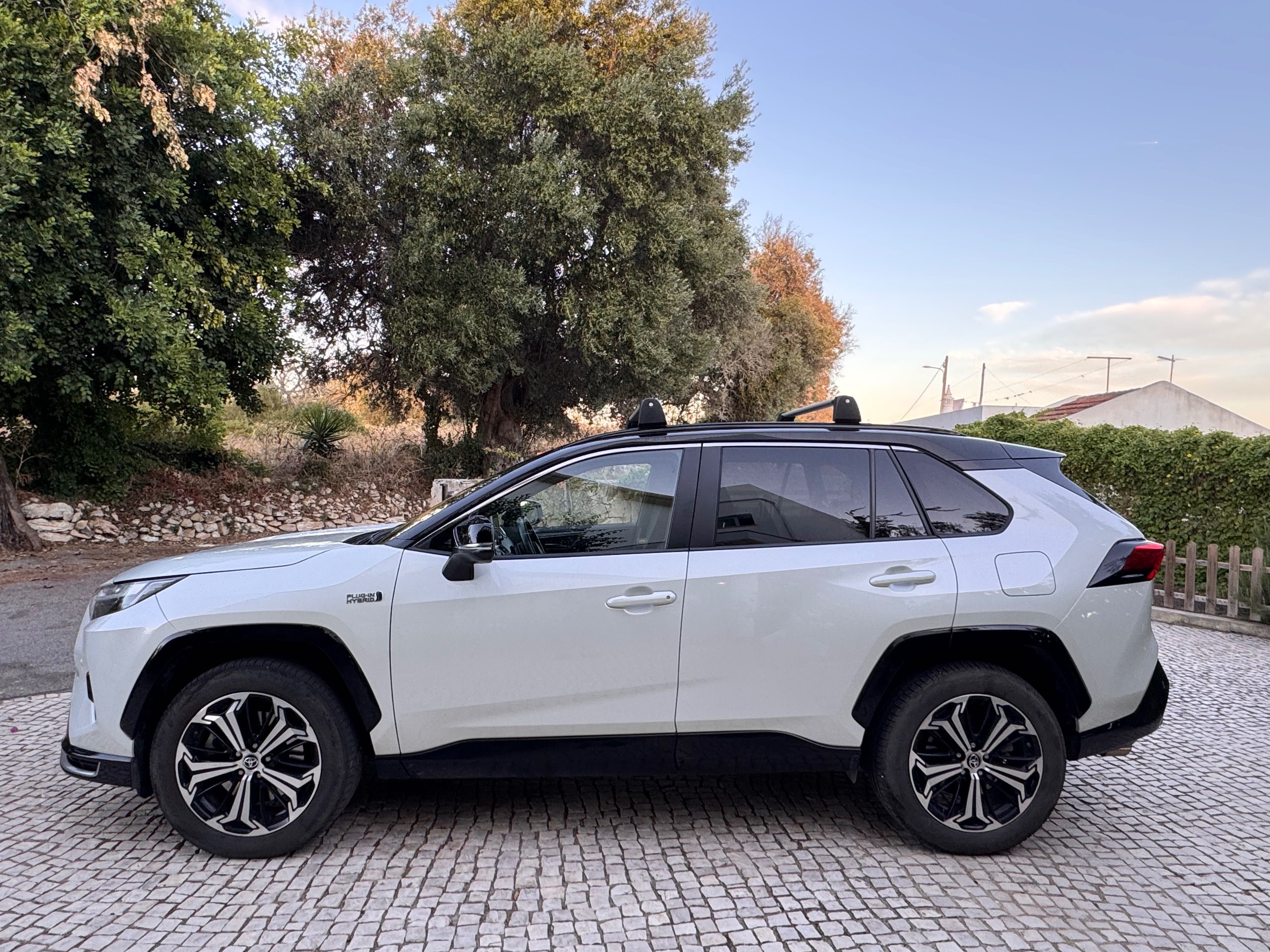 Toyota RAV4 2.5 HDF Plug-in Square Collection AWD-i