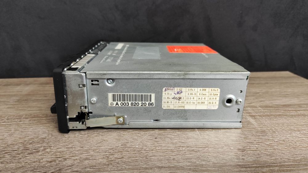 Radio Becker Grand Prix 2000 MERCEDES R107 W126 W201 R129 W140 W124 W1