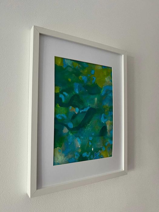 Pintura abstrata em acrílico em tons de azul e verde com moldura 30x40