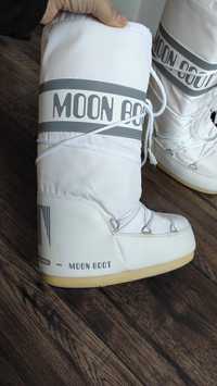 Moon Boot rozm.35-38. Białe