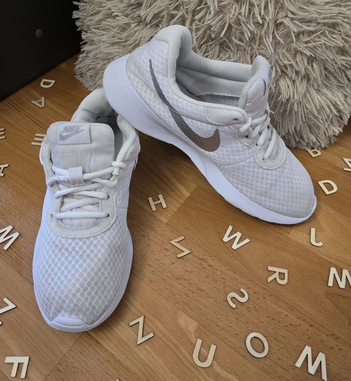 Nike obuwie damskie