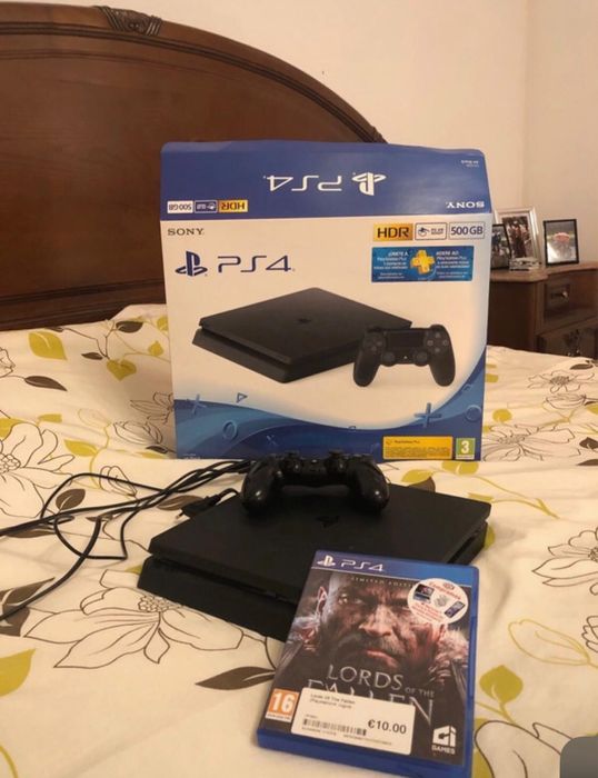 Ps4 nova em folha