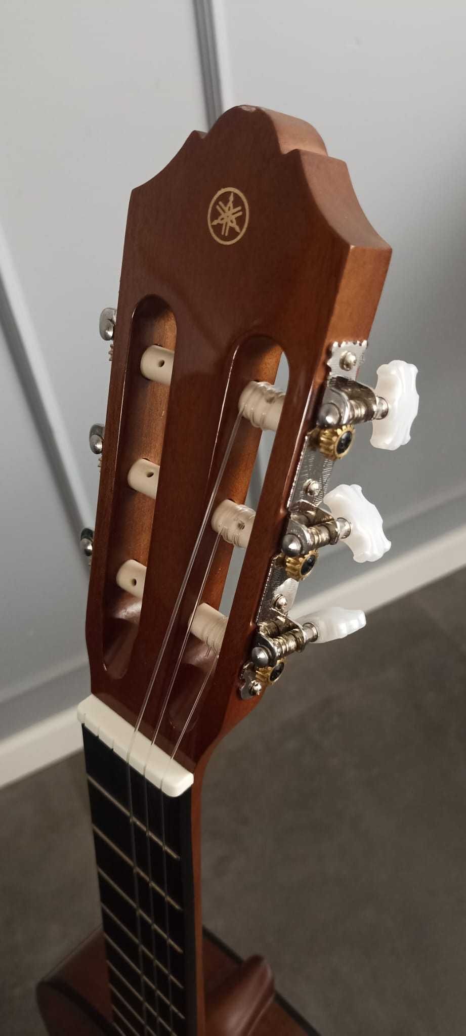 Gitara klasyczna Yamaha CS40 3/4 uszkodzona