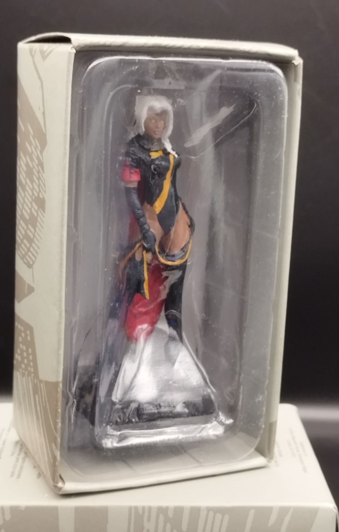 Figurka Marvel Storm klasyczna ok 8 cm figurka w oryginalnym opakowa