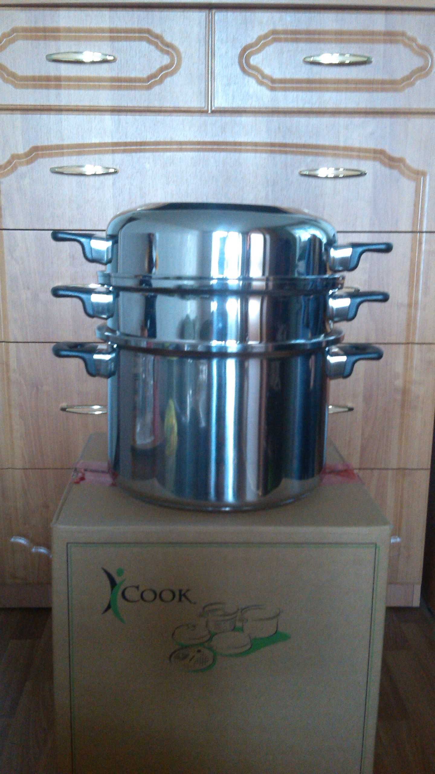 Кастрюля-жаровня iCook™ (8 літрів) з набором посуду