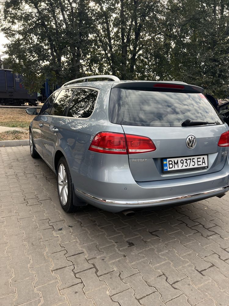 Продам автомобіль wolkswagen passat b7
