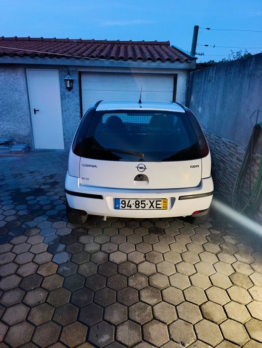 Opel corsa 1.3 diesel 2004 comercial