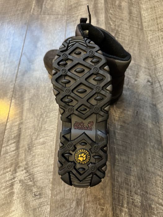 Трекінгові чоботи jack wolfskin 40,5р