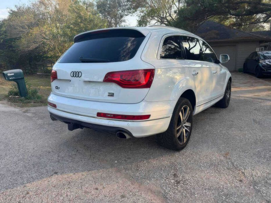 Audi Q7 quattro Premium Plus      2015