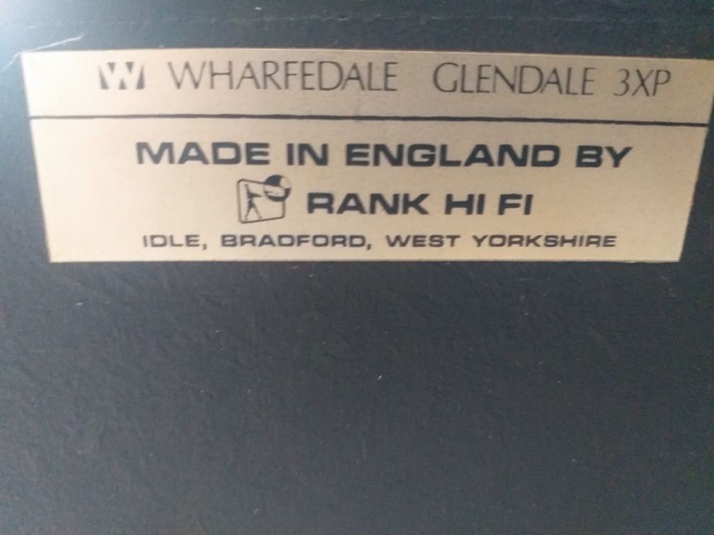 Colunas Wharfedale Glendale 3xp, um icone britânico de 3 vias
