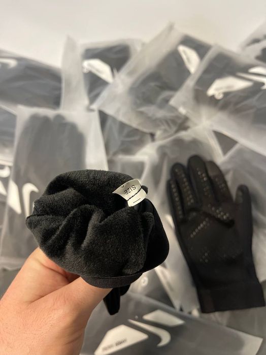 Рукавиці Nike hyperwarm
