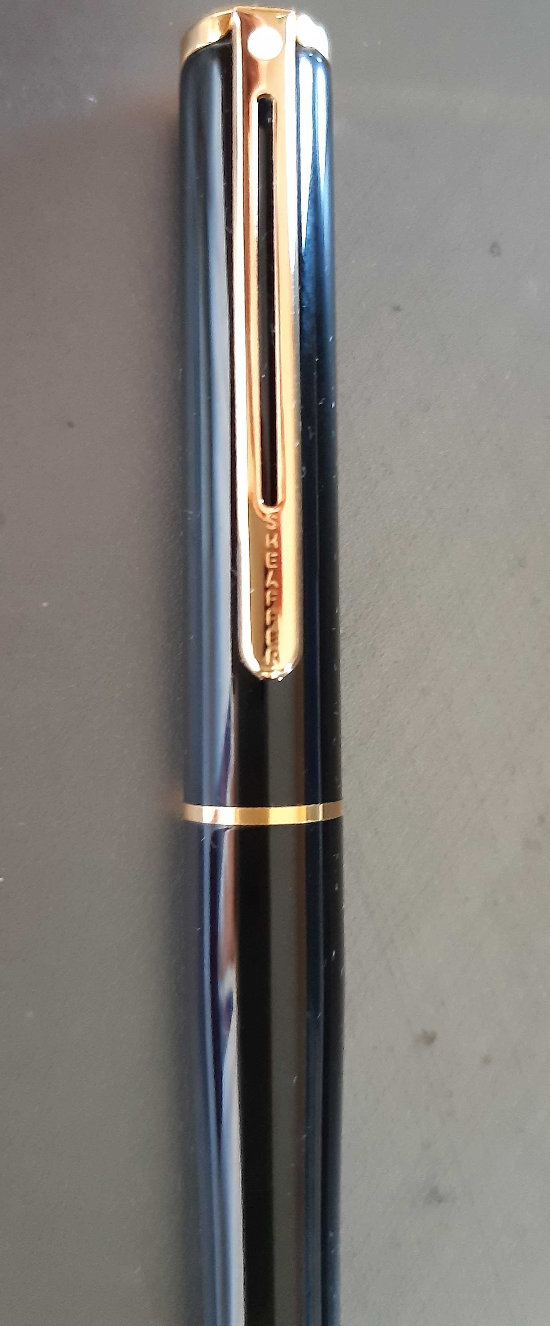 Caneta de tinta permanente e caneta rollerball da Sheaffer