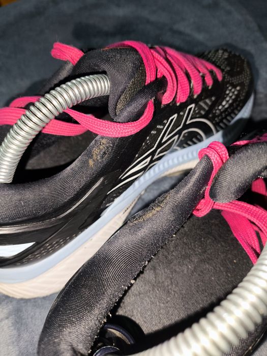 Кросівки Asics Gel-Kayano 26 37 розмір