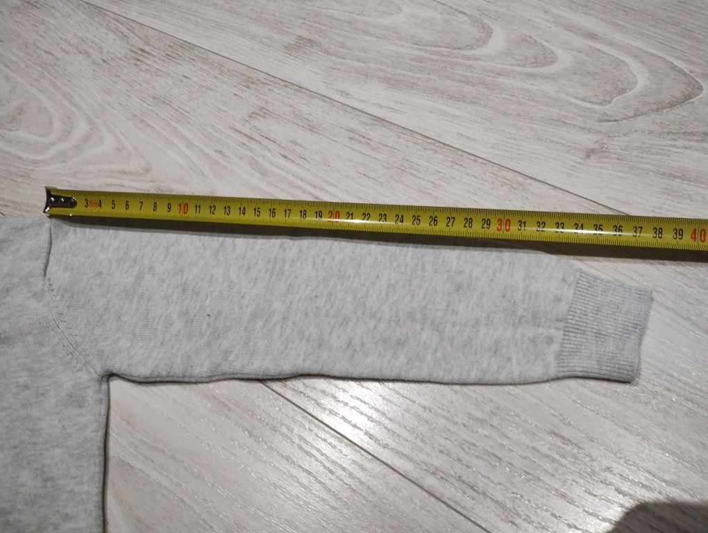 Sweterek rozm.116cm.